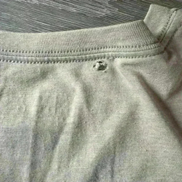 Adidas Performance Athletic Tee Shirt Tan Medium - Picture 5 of 7